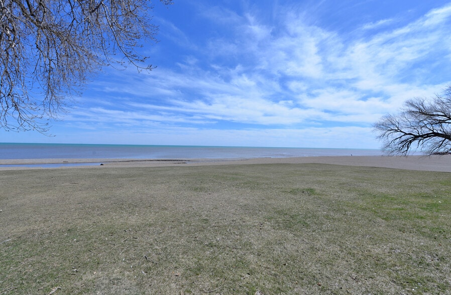 Building Photo - 3807 7th Ave