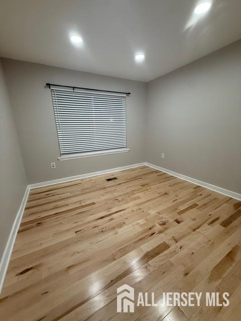 Building Photo - 45 Chatham Square