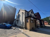 Building Photo - 307 Market St
