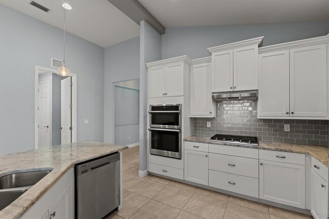 Building Photo - 5827 Inspiration Terrace