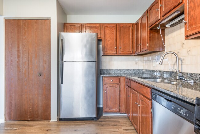 Building Photo - 966 Cumberland Ct