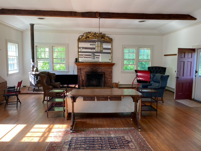 Building Photo - 36 Willowdale Farm Rd