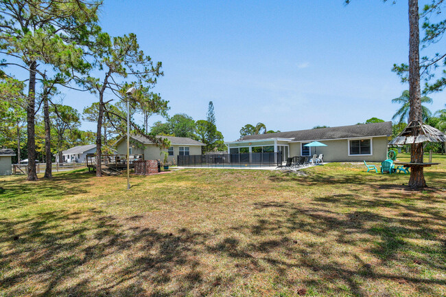 Building Photo - 15739 75th Way N