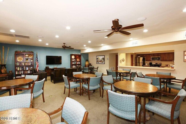 Building Photo - 12222 N Paradise Vlg Pkwy S