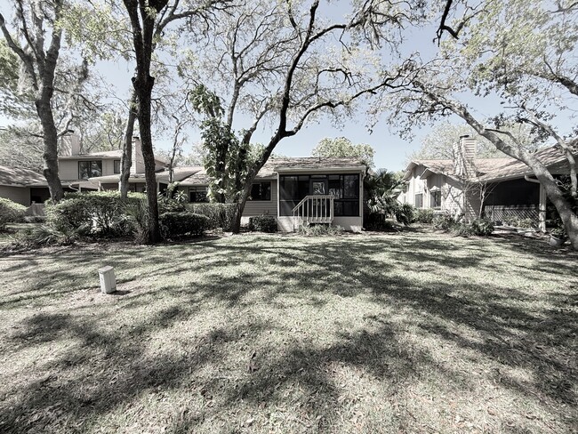 Building Photo - 417 Evesham Pl