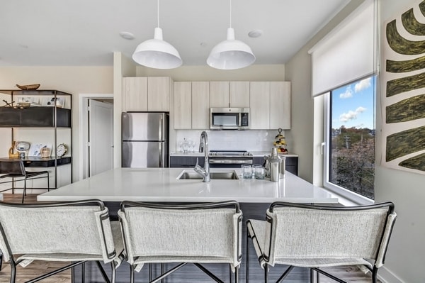 Interior Photo - Canfield Park at Fairfield Metro
