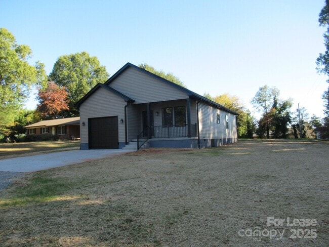 Primary Photo - 2071 Gladwood Ln