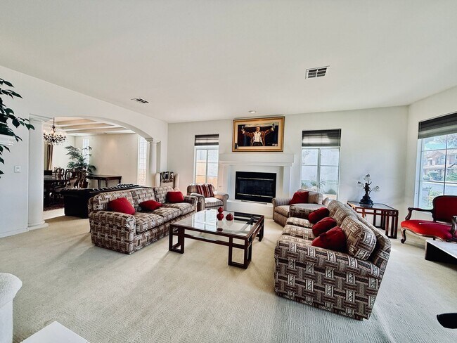 Building Photo - Partially furnished-Lovely 5 bedroom, 3 bath home in Legacy Master Series Community! $500 off fir...