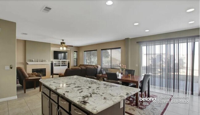 Building Photo - 28560 Sunridge Ct