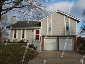 Building Photo - Beautiful Olathe Home-Available in FEBRUARY!!