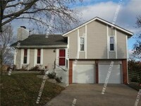 Building Photo - Beautiful Olathe Home-Available in FEBRUARY!!