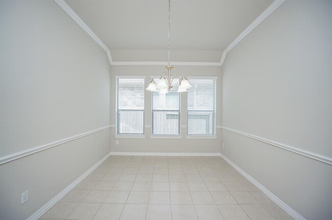 Building Photo - 27414 Ashland Meadows Ln