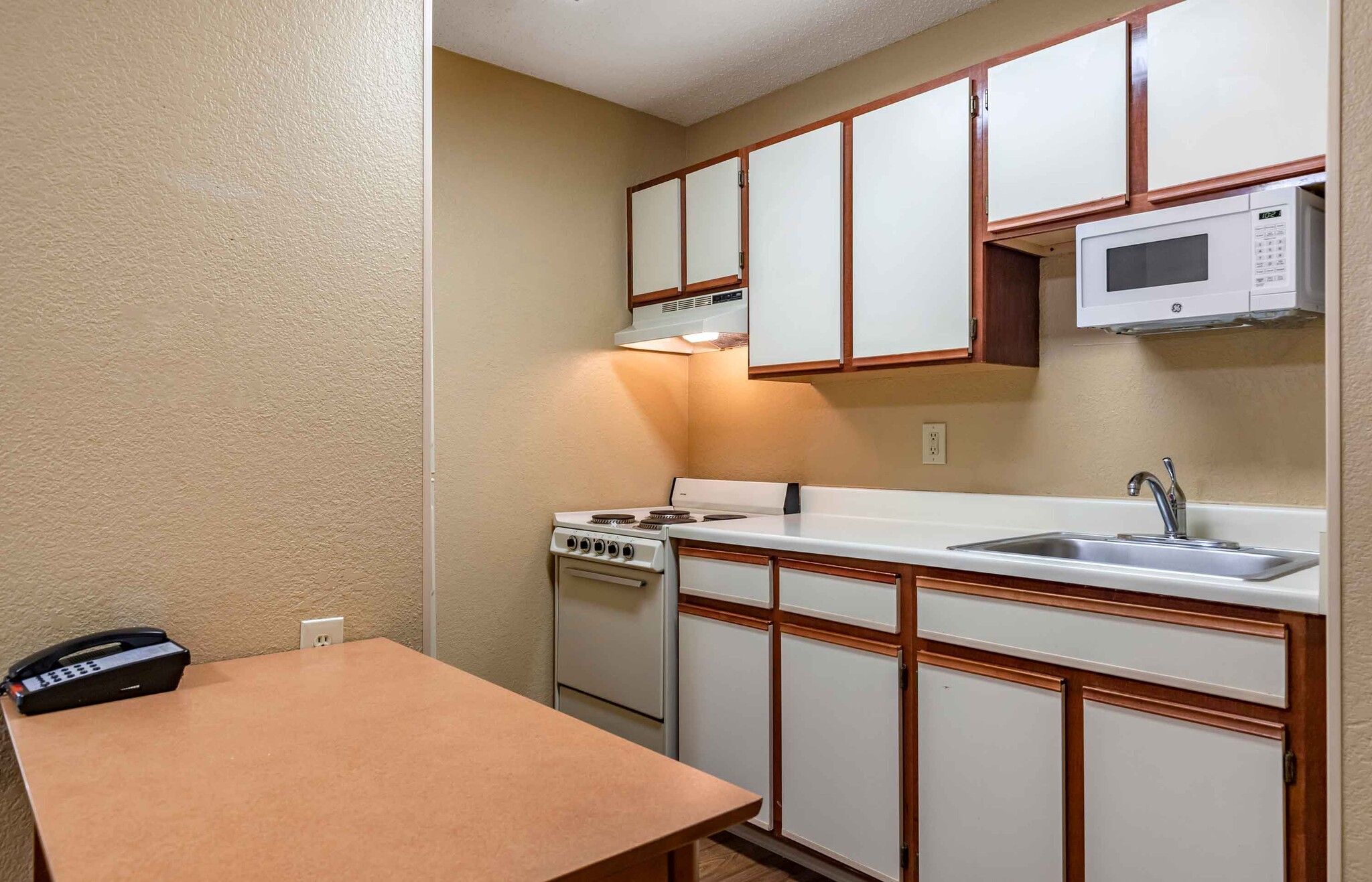 Building Photo - Furnished Studio-San Antonio - Colonnade