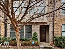 Building Photo - 1607 Bowery Dr