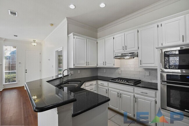 Building Photo - Beautiful 3 bedroom, 2 bath house in Irving!