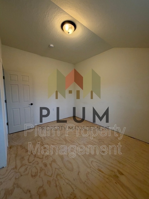 Building Photo - 5838 Upper Woodchuck