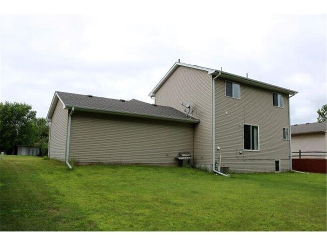 Building Photo - 23179 Arrowhead St NW