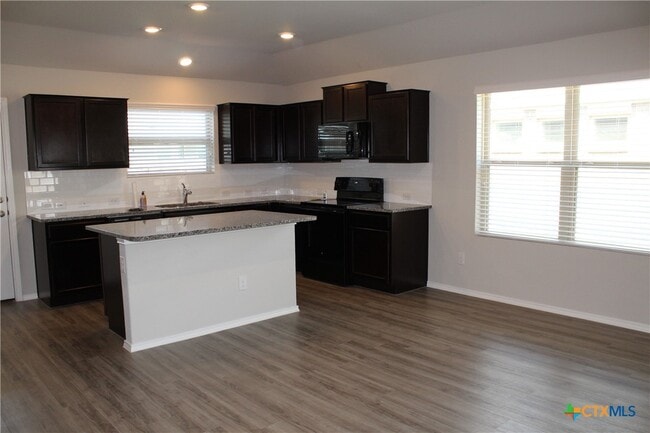 Building Photo - 1982 Rising Sun Blvd