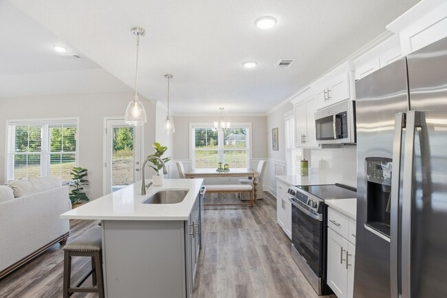 Building Photo - Latitude 32