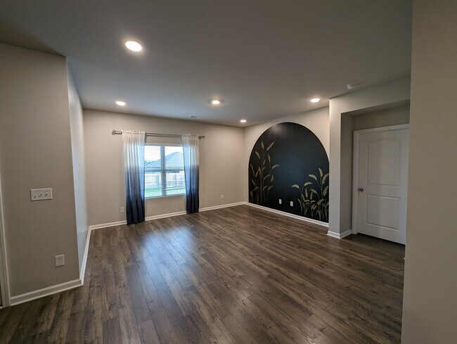 Building Photo - 122 Fellington Ct