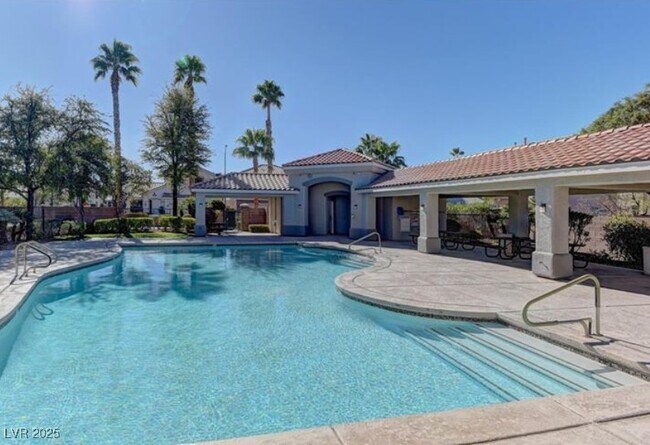 Building Photo - 885 Veranda View Ave