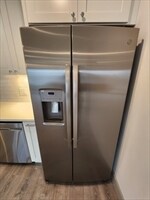 Building Photo - 522 Bridge St