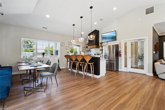 Building Photo - 1303 Tides Edge Ct