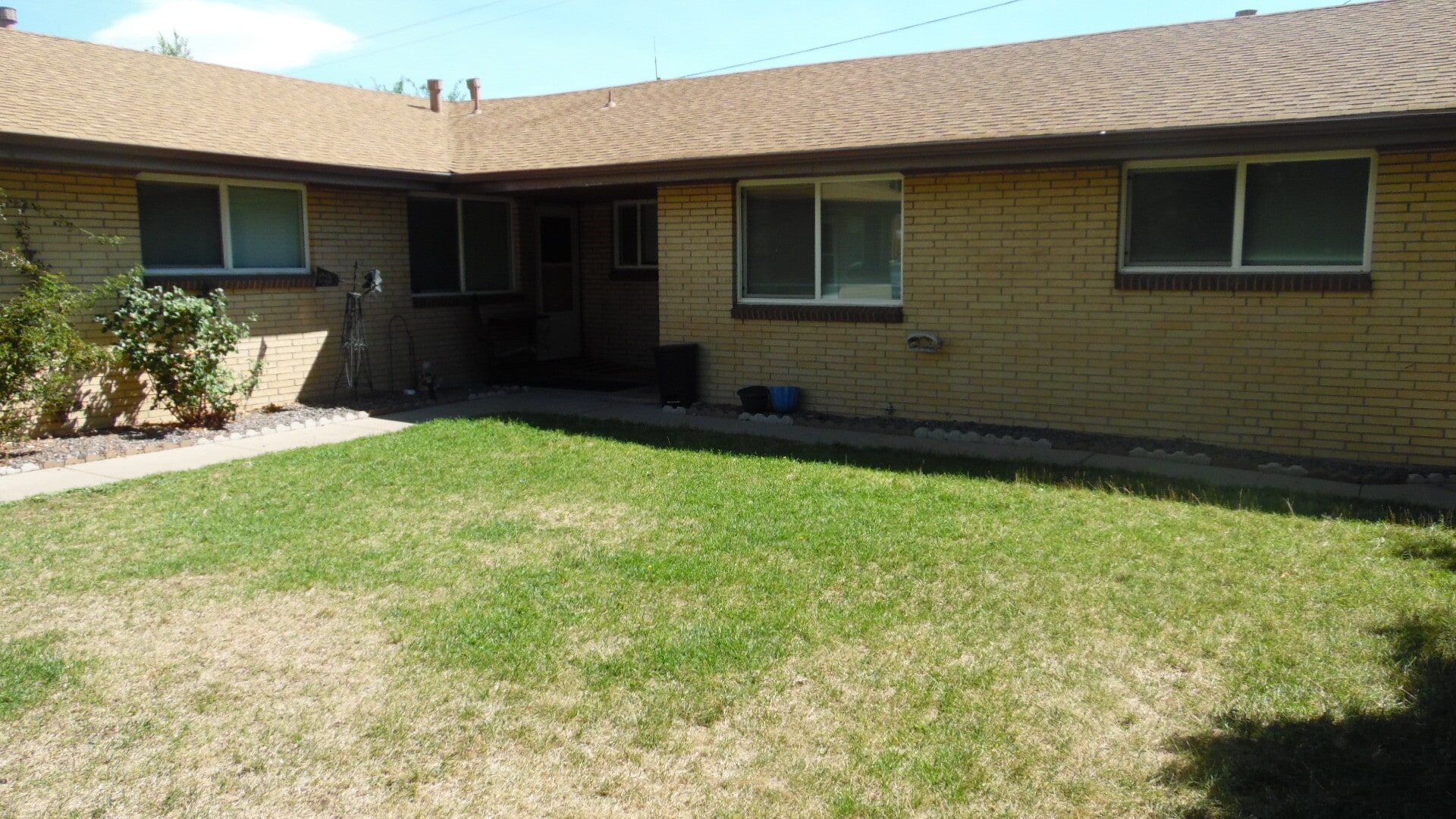 Building Photo - 720 Miller Ct