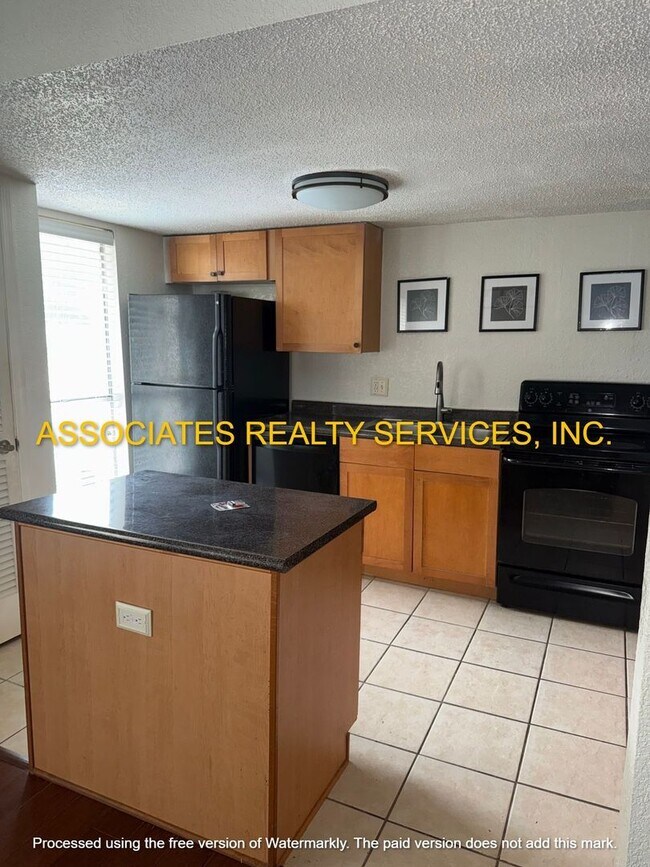 Building Photo - Spacious 2bed/2bath Condo in CREEK’S EDGE in NW Gainesville PRIVATE PATIO!!