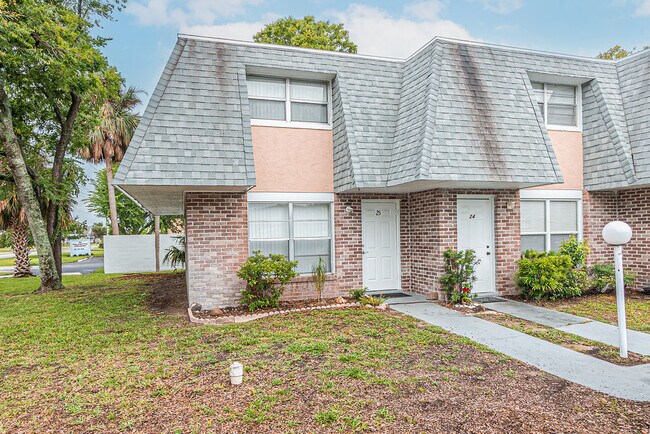 Primary Photo - 1610 S Palmetto Ave