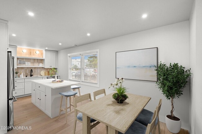 Building Photo - 75 Grand Central Ave