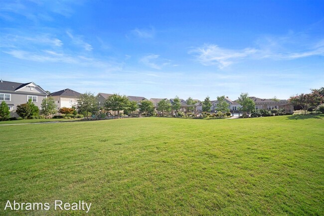 Building Photo - 3 br, 2.5 bath House - 4164 Beckenham Blvd