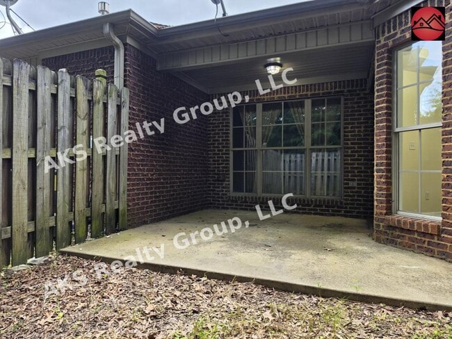 Building Photo - 6116 Townley Way