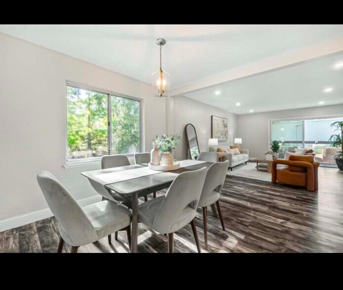 Building Photo - 310 Tradewinds Dr