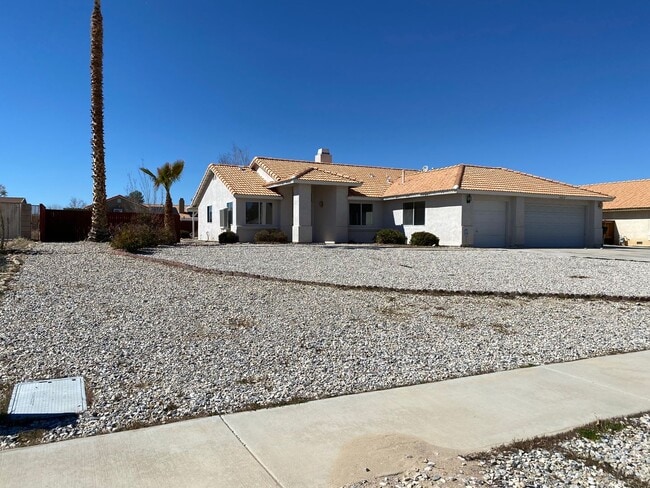 Building Photo - Move in Ready