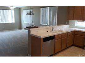 Building Photo - Nice 4 bedroom home close to freeway 215