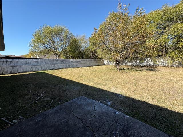 Building Photo - 2737 Gant Dr