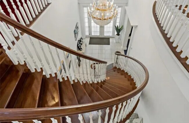 Building Photo - 21033 Violet Rd