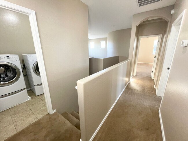 Building Photo - 3454 E Azalea Dr