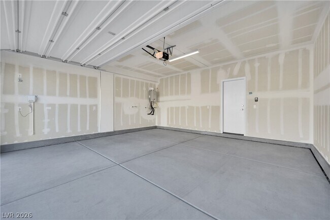 Building Photo - 10265 Restless River St