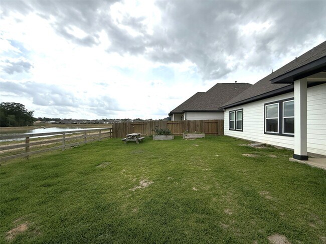 Building Photo - 11707 Eclipse Dr