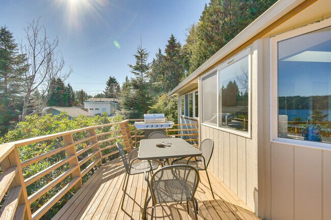 Building Photo - 131 N Mardell Ave