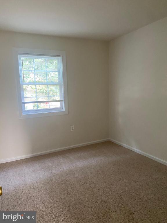 Building Photo - 10175 Irongate Way