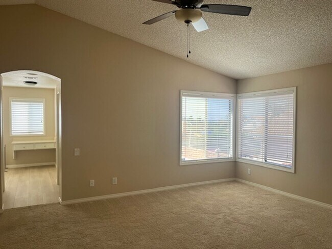 Building Photo - 4 bedroom Home in the heart of Temecula