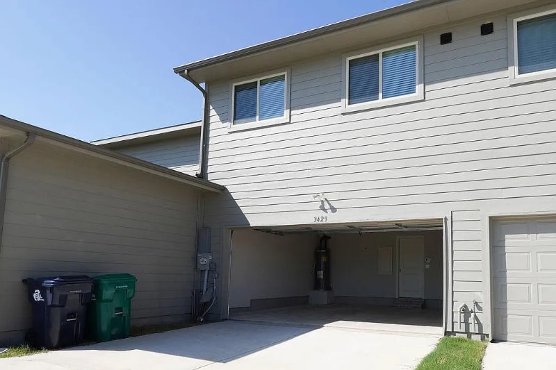Building Photo - 3429 Solana Cir