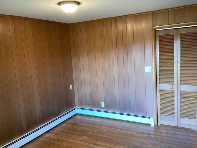 Building Photo - Roomy Rancher in Blue Ridge Summit