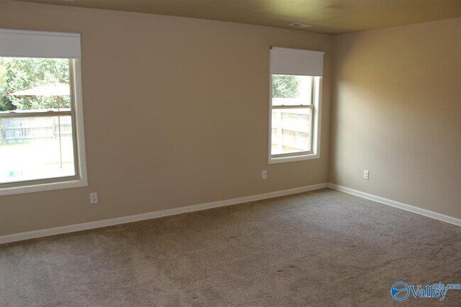 Building Photo - 2438 Belltown Dr SW