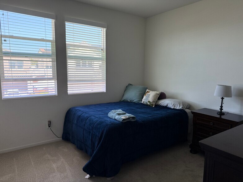 Building Photo - 18142 Jupiter Ln