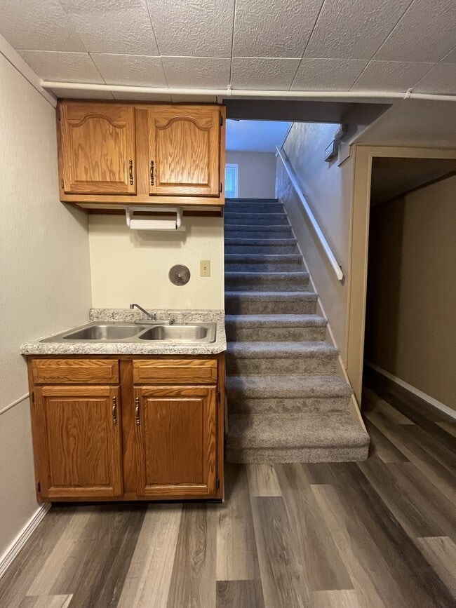 Building Photo - 114 Moffett Ave