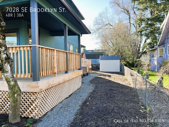 Building Photo - Stunning Newly Renovated 4-Bedroom Home fo...